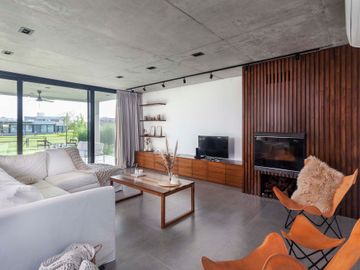 VENTA CASA MODERNA HORMIGON EN TERRAVISTA