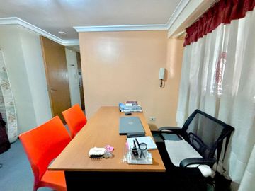 VENTA DEPTO 5 AMB C/ DEP BALCON Y COCHERA FIJA