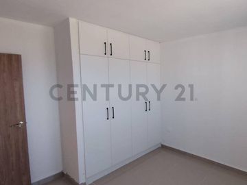 Venta de Casa en Manta Azul, MZ20 Lote 07 Oportunidad Única.