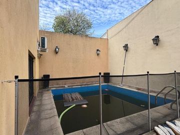 Casa en venta en Lanus Oeste