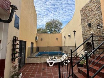 Casa en venta en Lanus Oeste