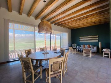 Casa en Venta - Agua del Durazno - La Carrera