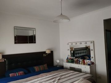 VENTA CASA  4 AMB  COCHERA  Y  TERRAZA SAAVEDRA
