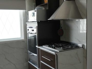 VENTA CASA  4 AMB  COCHERA  Y  TERRAZA SAAVEDRA