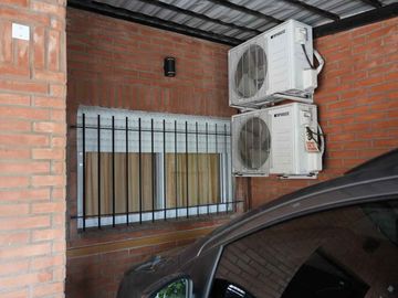 VENTA CASA  4 AMB  COCHERA  Y  TERRAZA SAAVEDRA