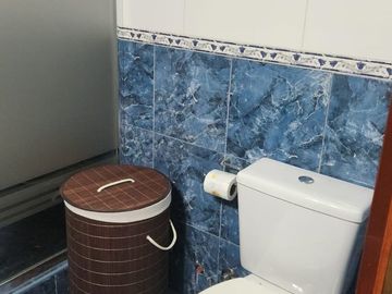 VENTA CASA  4 AMB  COCHERA  Y  TERRAZA SAAVEDRA