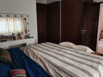 VENTA CASA  4 AMB  COCHERA  Y  TERRAZA SAAVEDRA