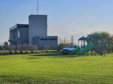VENTA TERRENO BARRIO HARAS FUNES 1710 m2 PERMUTA