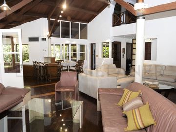 CASA EN ALQUILER - CLUB DE CAMPO HACOAJ