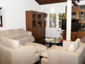 CASA EN ALQUILER - CLUB DE CAMPO HACOAJ