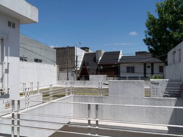 VIVIENDA MULTIFAMILIAR VENTA PIÑEYRO AVELLANEDA