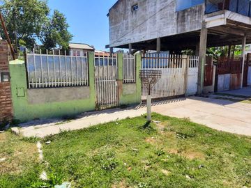 CASA 3 AMBIENTES VENTA LOMAS DE ZAMORA LOTE 360 M2
