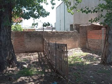 CASA 3 AMBIENTES VENTA LOMAS DE ZAMORA LOTE 360 M2
