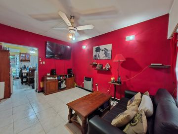 CASA EN VENTA LONGCHAMPS 3 AMBIENTES APTO CREDITO