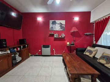 CASA EN VENTA LONGCHAMPS 3 AMBIENTES APTO CREDITO