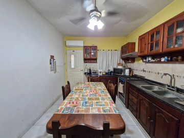 CASA EN VENTA LONGCHAMPS 3 AMBIENTES APTO CREDITO