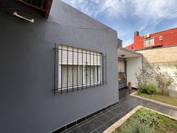 CASA EN VENTA LONGCHAMPS 3 AMBIENTES APTO CREDITO