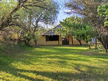 VENTA/PERMUTA CASA QUINTA Y SALON -BARRANCAS MAIPU