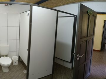 VENTA/PERMUTA CASA QUINTA Y SALON -BARRANCAS MAIPU