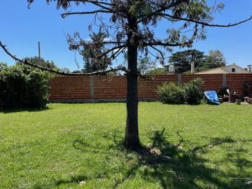 VENTA  CASA A REFACCIONAR CON PILETA GLEW