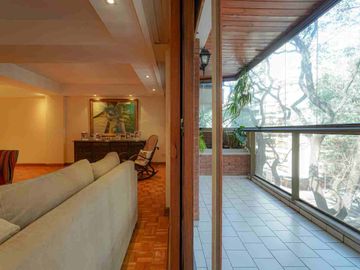 VENTA DEPARTAMENTO PISO COMPLETO 5 AMB CON TERRAZA