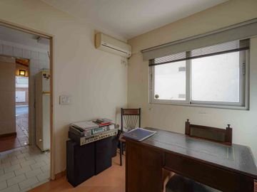 VENTA DEPARTAMENTO PISO COMPLETO 5 AMB CON TERRAZA