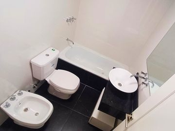 VENTA DPTO 2 amb c/Balcón, Cochera y Amenities