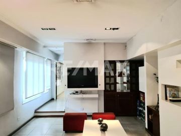 VENTA CASA 5 DORMITORIOS /LOTE APTO COMERCIAL, NQN