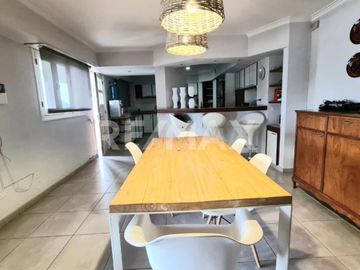 VENTA CASA 5 DORMITORIOS /LOTE APTO COMERCIAL, NQN