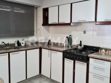 VENTA CASA 5 DORMITORIOS /LOTE APTO COMERCIAL, NQN