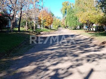 VENTA CASA 2 DORMITORIOS VILLA LAGO MARIMENUCO