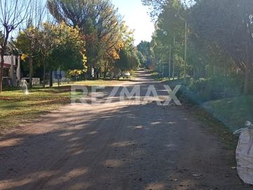 VENTA CASA 2 DORMITORIOS VILLA LAGO MARIMENUCO