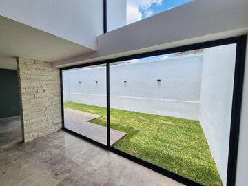 VENTA casa en Lomas de Angelopolis Gran Reserva, 5 recamaras