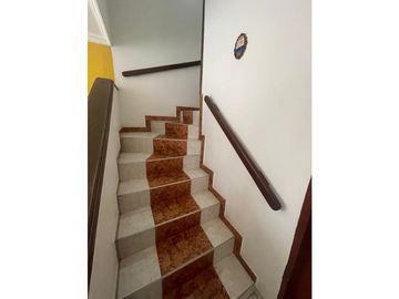 Casa de 2 plantas en Urb. Agua Marina en venta - Ibague