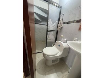 Casa de 2 plantas en Urb. Agua Marina en venta - Ibague