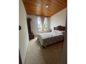 Casa de 2 plantas en Urb. Agua Marina en venta - Ibague