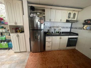 Casa de 2 plantas en Urb. Agua Marina en venta - Ibague