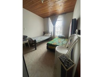 Casa de 2 plantas en Urb. Agua Marina en venta - Ibague