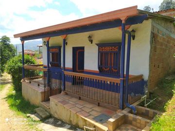 VENDO CASA CAMPESTRE EN AMAGA ANTIOQUIA