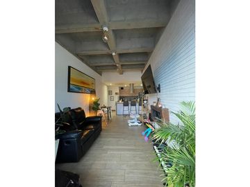 VENTA DE HERMOSO APARTAMENTO EN CIUDAD DEL RIO EXCELENTE UBICACION