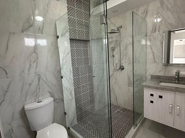 Departamento amueblado en Venta Avenida Bonampak en Cancún