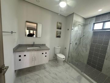 Departamento amueblado en Venta Avenida Bonampak en Cancún