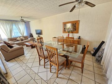 CASA EN VENTA EN PRIVADA CAMPESTRE, ZONA CANDILES DENTRO DE CONDOMINIO