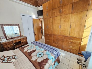 CASA EN VENTA EN PRIVADA CAMPESTRE, ZONA CANDILES DENTRO DE CONDOMINIO