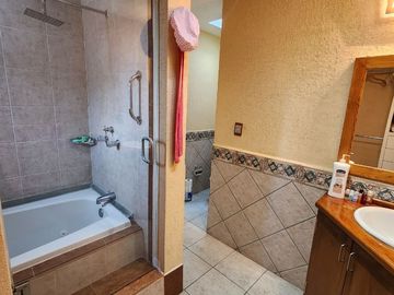 CASA EN VENTA EN RINCON CAMPESTRE DE QUERETARO, CORREGIDORA, FRACC EXCLUSIVO