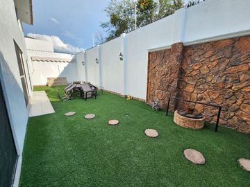CASA EN VENTA EN RINCON CAMPESTRE DE QUERETARO, CORREGIDORA, FRACC EXCLUSIVO