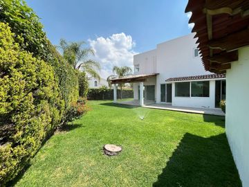 CASA EN VENTA EN CLUB DE GOLF SAN GIL, SAN JUAN DEL RIO