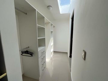 CASA EN VENTA EN CLUB DE GOLF SAN GIL, SAN JUAN DEL RIO