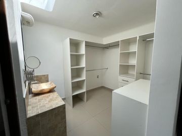 CASA EN VENTA EN CLUB DE GOLF SAN GIL, SAN JUAN DEL RIO