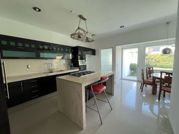 CASA EN VENTA EN CLUB DE GOLF SAN GIL, SAN JUAN DEL RIO